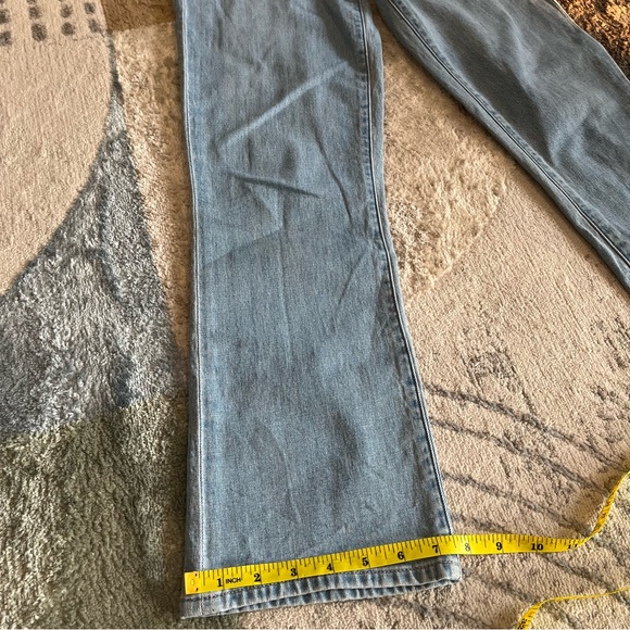 J Brand Selena Mid Rise Crop Boot Cut Jeans - Picture 9 of 14